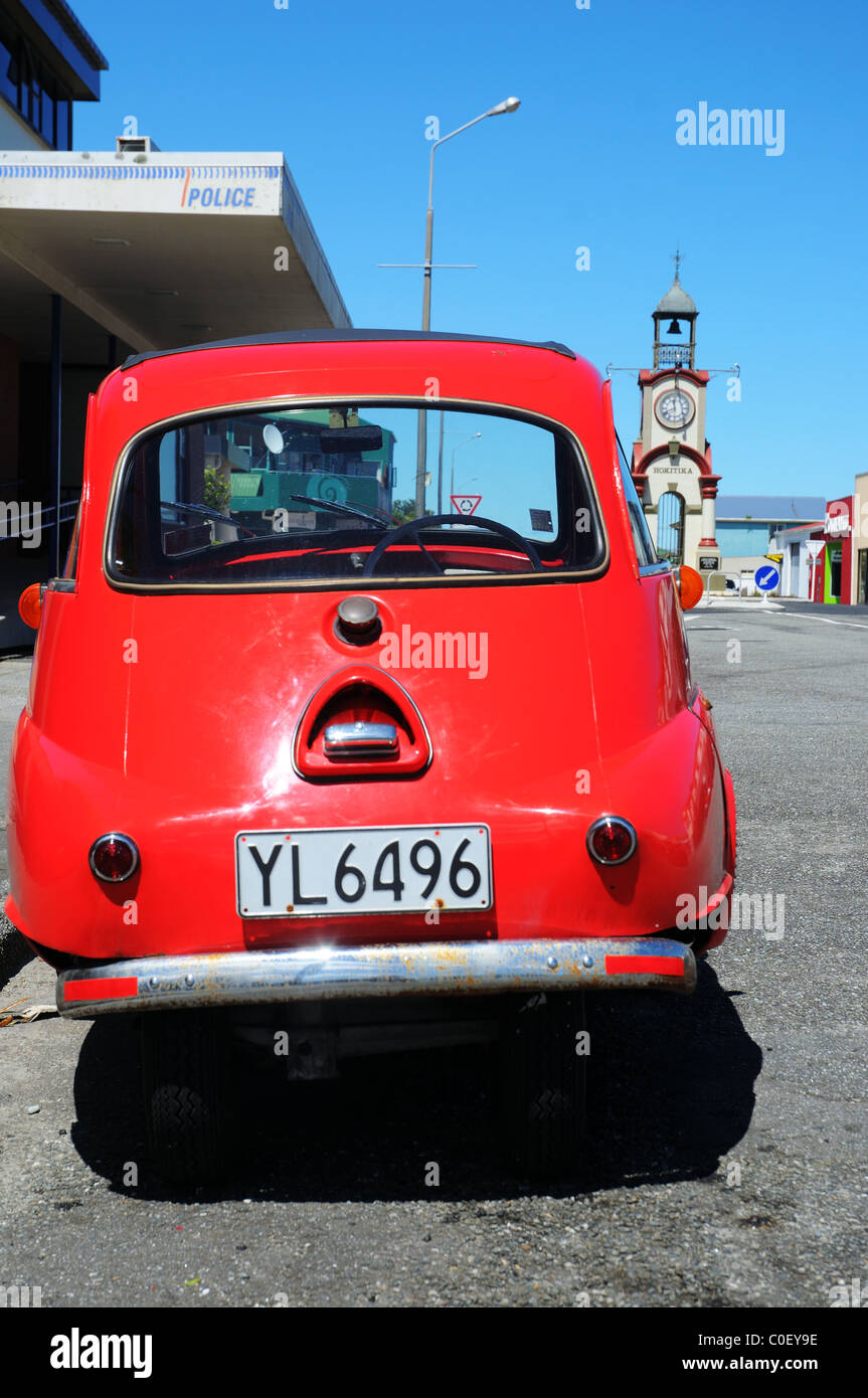 Una BMW isetta parcheggiato in una strada in Nuova Zelanda Foto Stock
