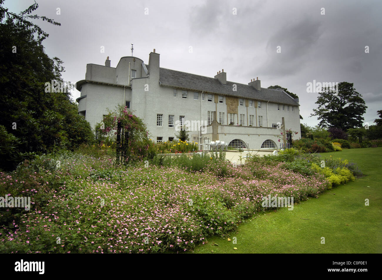Casa per un amante dell'arte da Charles Rennie Mackintosh Bellahouston Park Glasgow Scozia Scotland Foto Stock