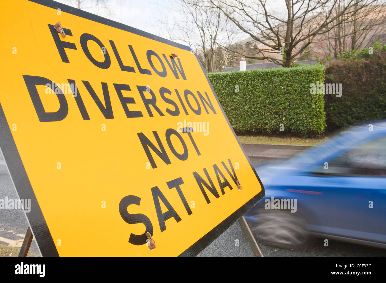 Un cartello stradale per una diversione round lavori stradali in ambleside, cumbria, Regno Unito, Foto Stock