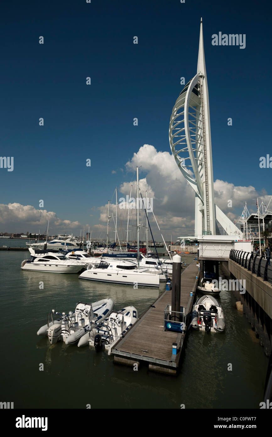 Spinnaker Tower di Portsmouth Foto Stock