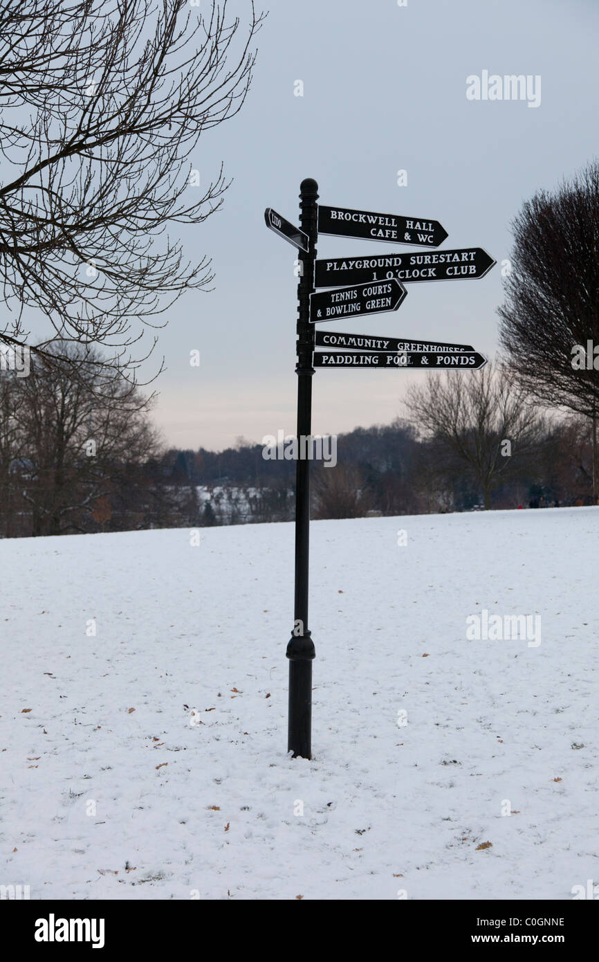 Cartello in Brockwell Park Foto Stock