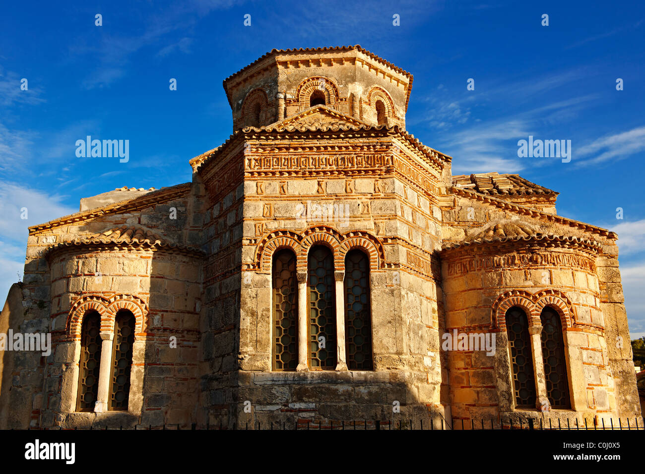 La bizantina chiesa Greco Ortodossa dei Santi Giasone e Sosipater, Anemomylos, Corfu Grecia ISOLE IONIE Foto Stock