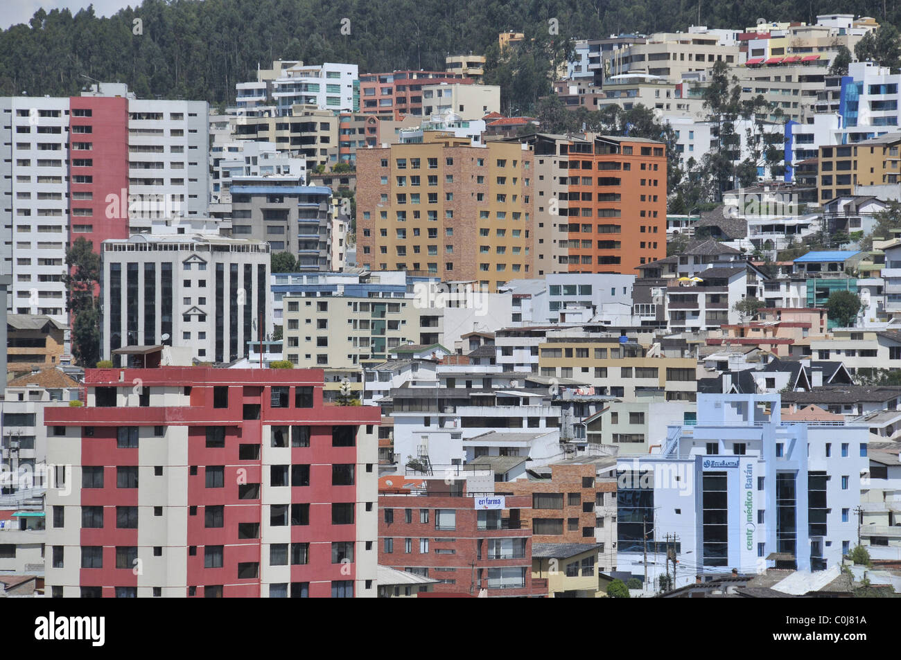 Città moderna di Quito in Ecuador Foto Stock