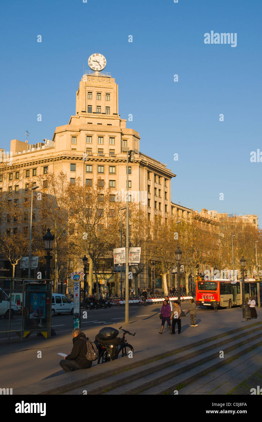 Plaça de Catalunya Square centrale di Barcellona Catalogna Spagna Europa Foto Stock