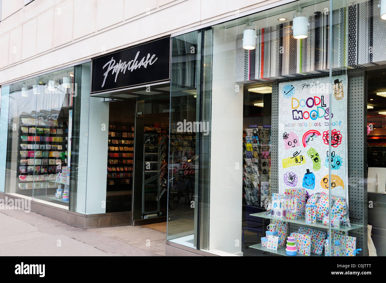 Paperchase Cartoleria, London, England, Regno Unito Foto Stock