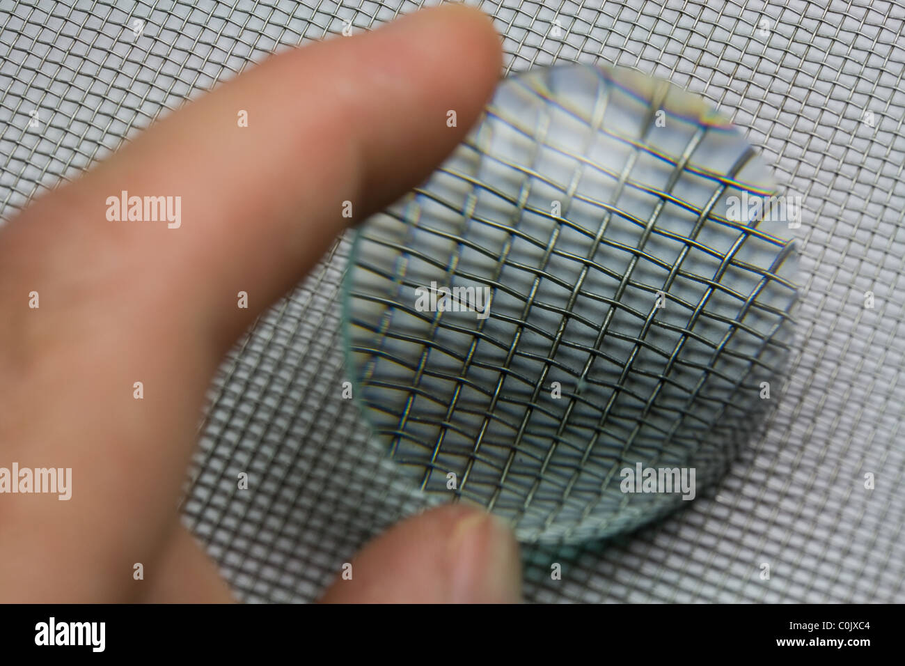 Lente di ingrandimento - lente convessa Foto Stock