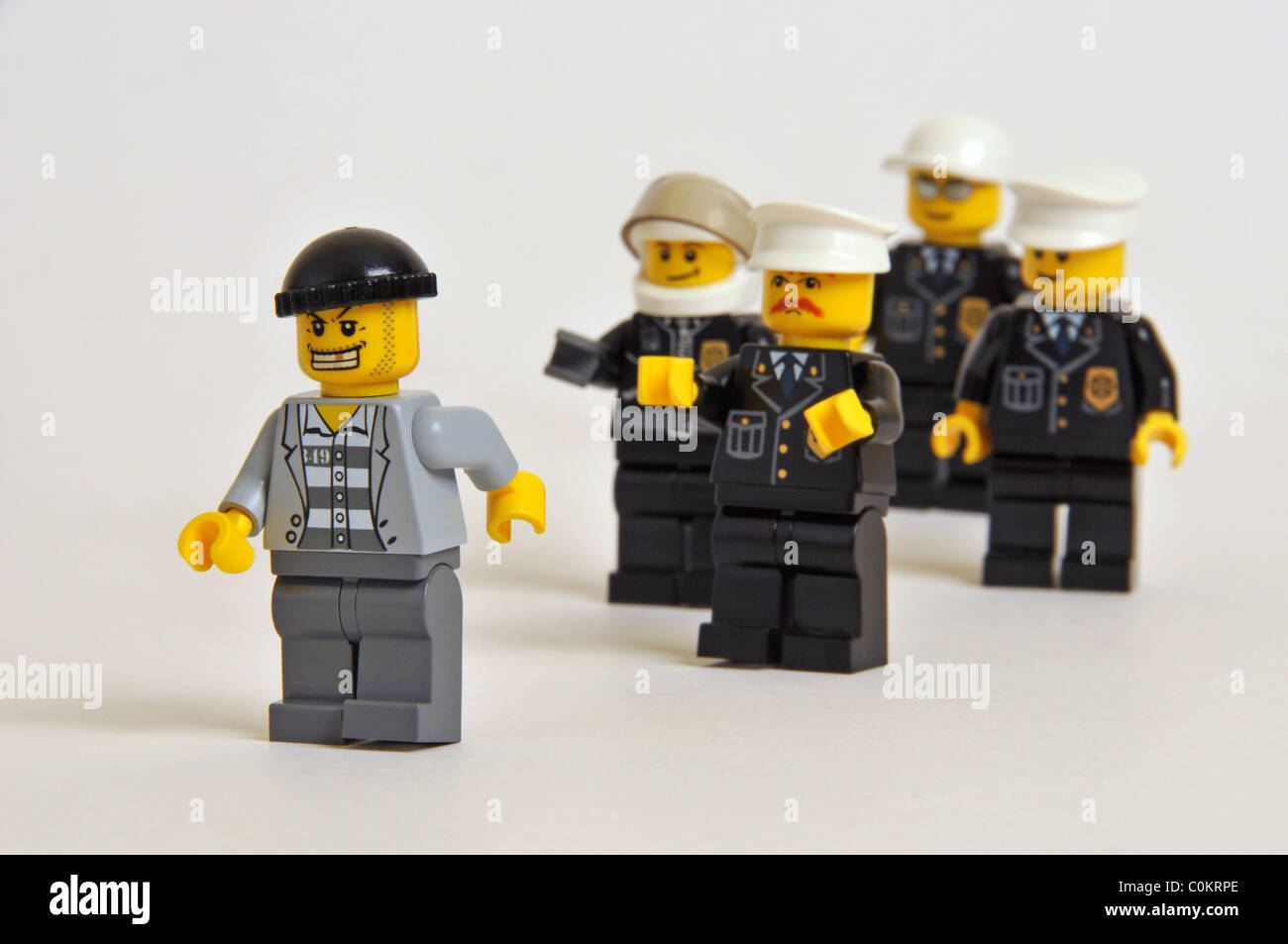 I ladri di polizia poliziotti ladri ladro Lego plastica uomini Foto stock -  Alamy