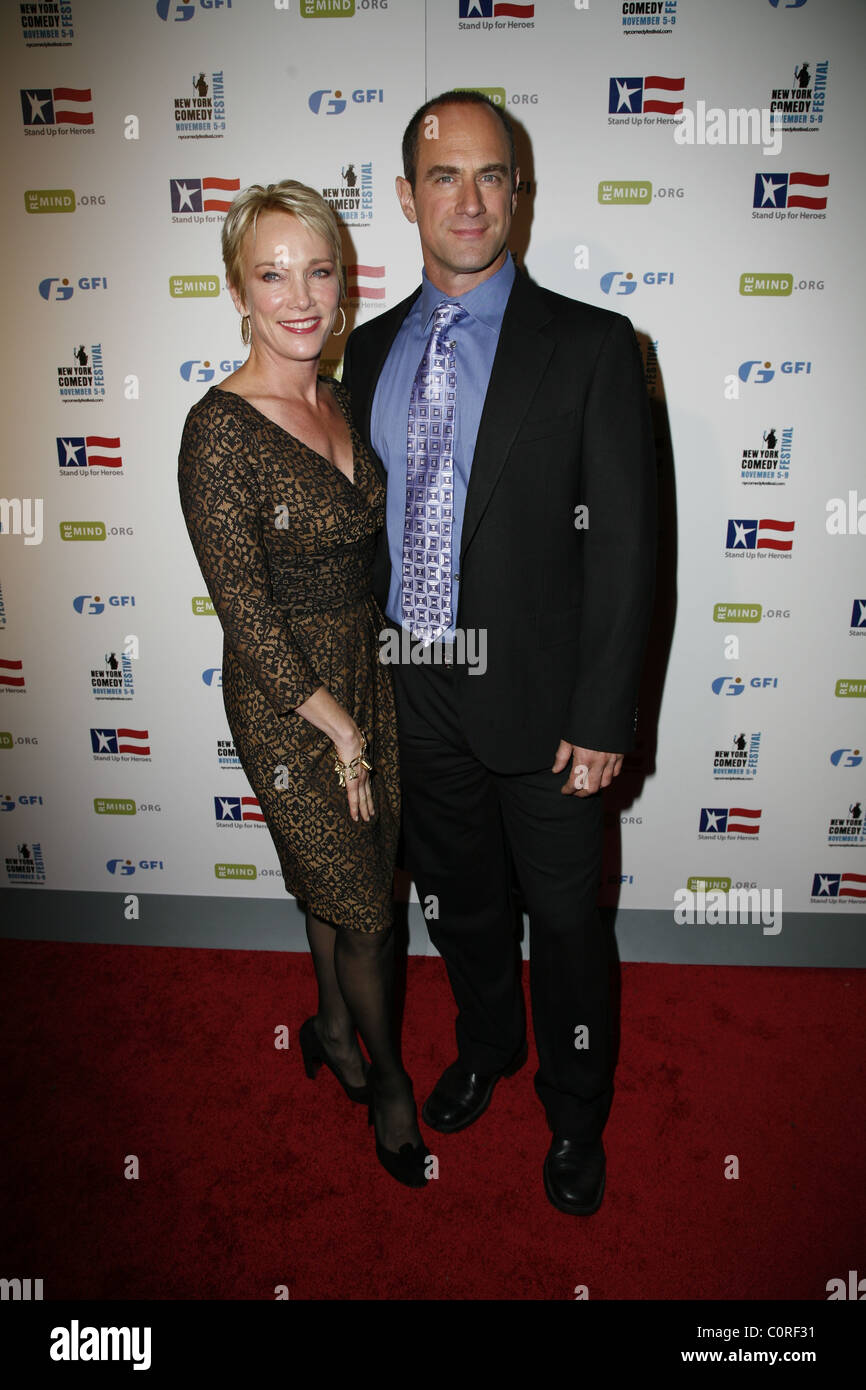 Chris Meloni con Sherman Williams, NY Comedy Festival evento - Stand Up per gli eroi: un vantaggio per il Bob Woodruff Foto Stock Chris Meloni con Sherman Williams, NY Comedy Festival evento - Stand Up per gli eroi: un vantaggio per il Bob Woodruff Foto Stock