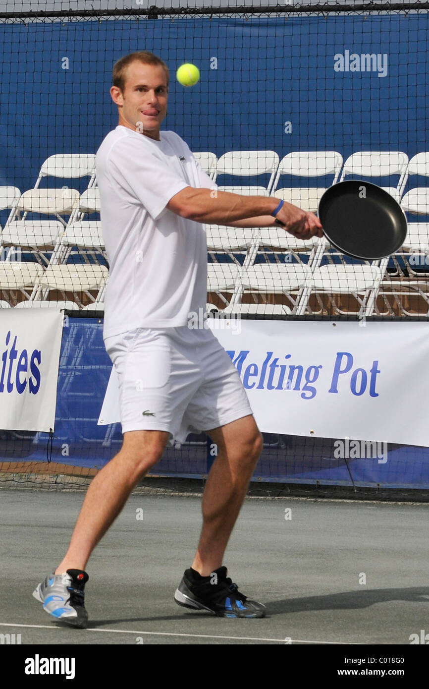 Andy Roddick gioca a tennis con una padella 8 annuale di Andy Roddick Tennis  mostra presso il punto di Boca Country Club Boca Foto stock - Alamy