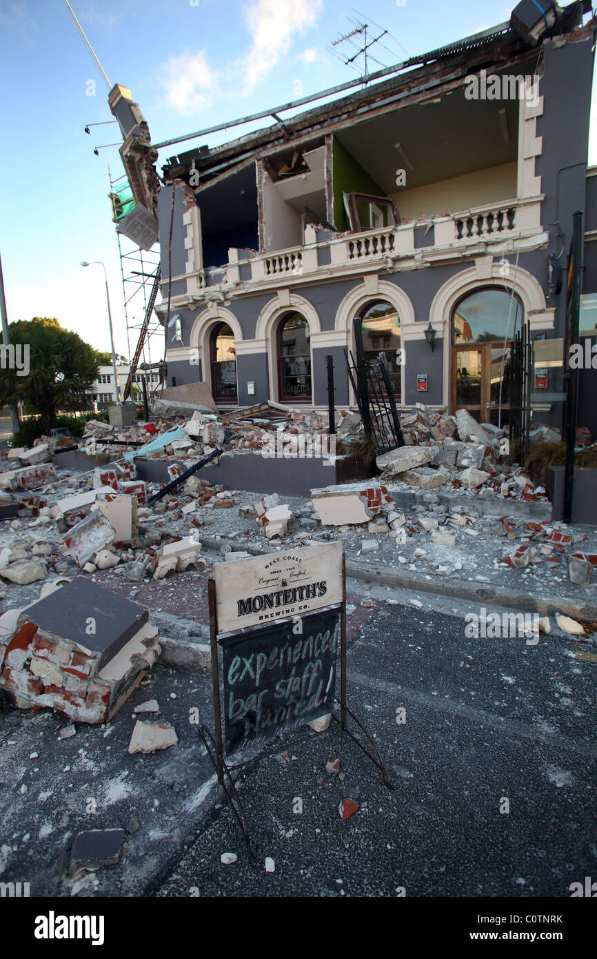 Rovinato Carlton Hotel, Bealey Avenue, Christchurch, Nuova Zelanda, dopo il 6.3 terremoto di magnitudine Foto Stock