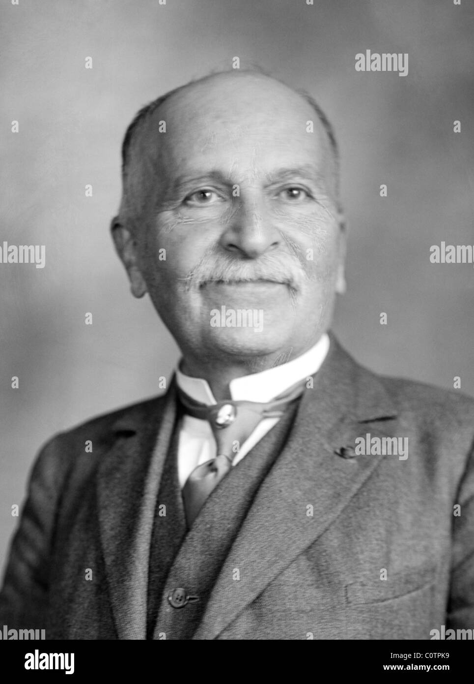 Vintage foto ritratto c1910s del chimico francese Paul Sabatier (1854 - 1941) - co-vincitore del Premio Nobel per la Chimica nel 1912. Foto Stock