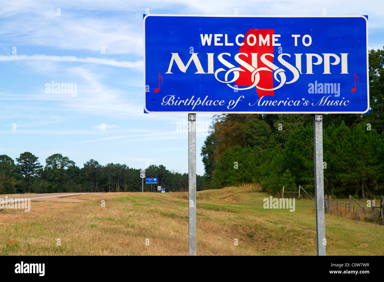 Benvenuti al Mississippi cartello stradale presso la Louisiana di confine sulla US Highway 61. Foto Stock