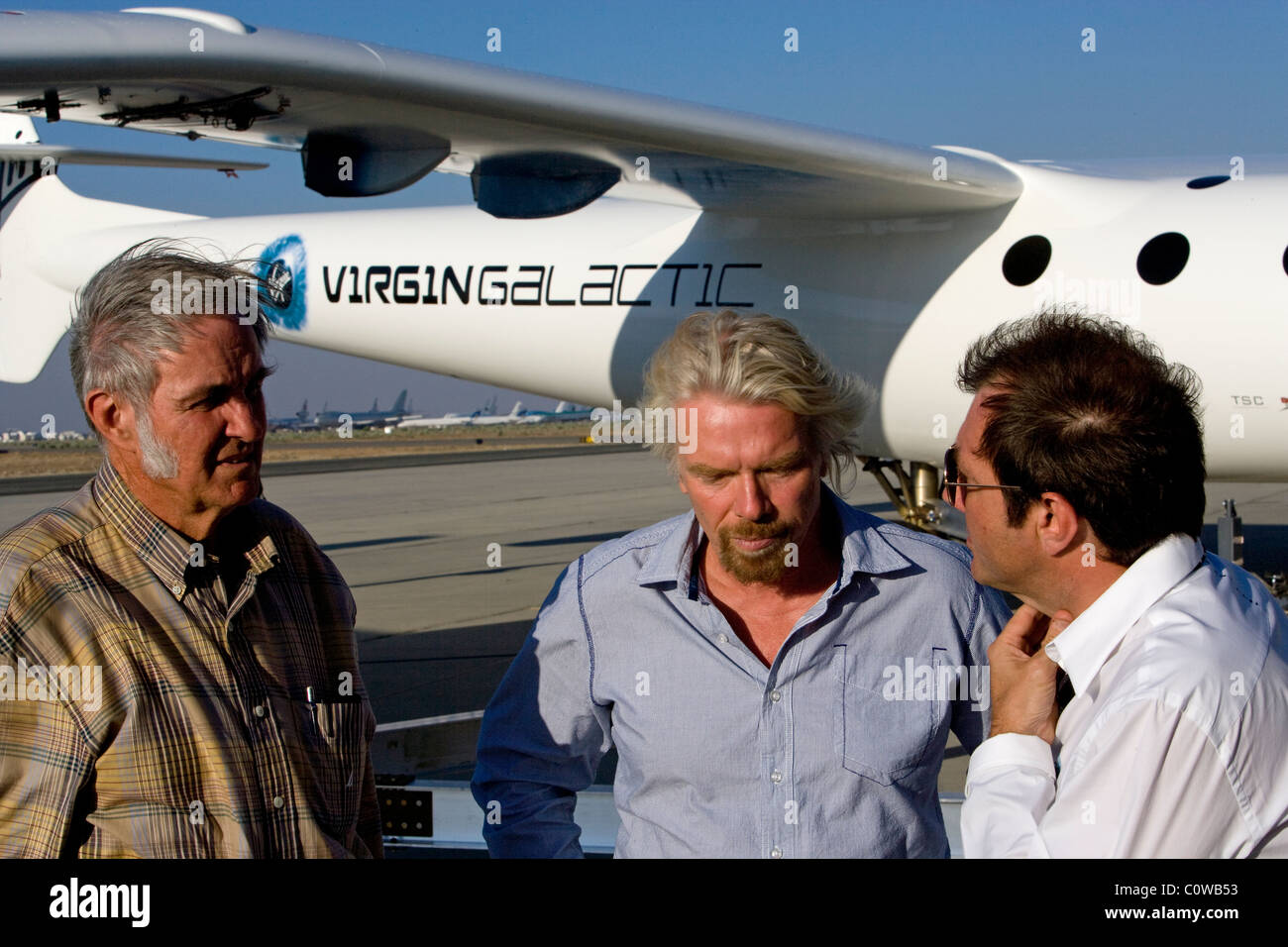 Sir Richard Branson Burt Rutan Virgin Galactic Spaceship due Mojave Airport Foto Stock