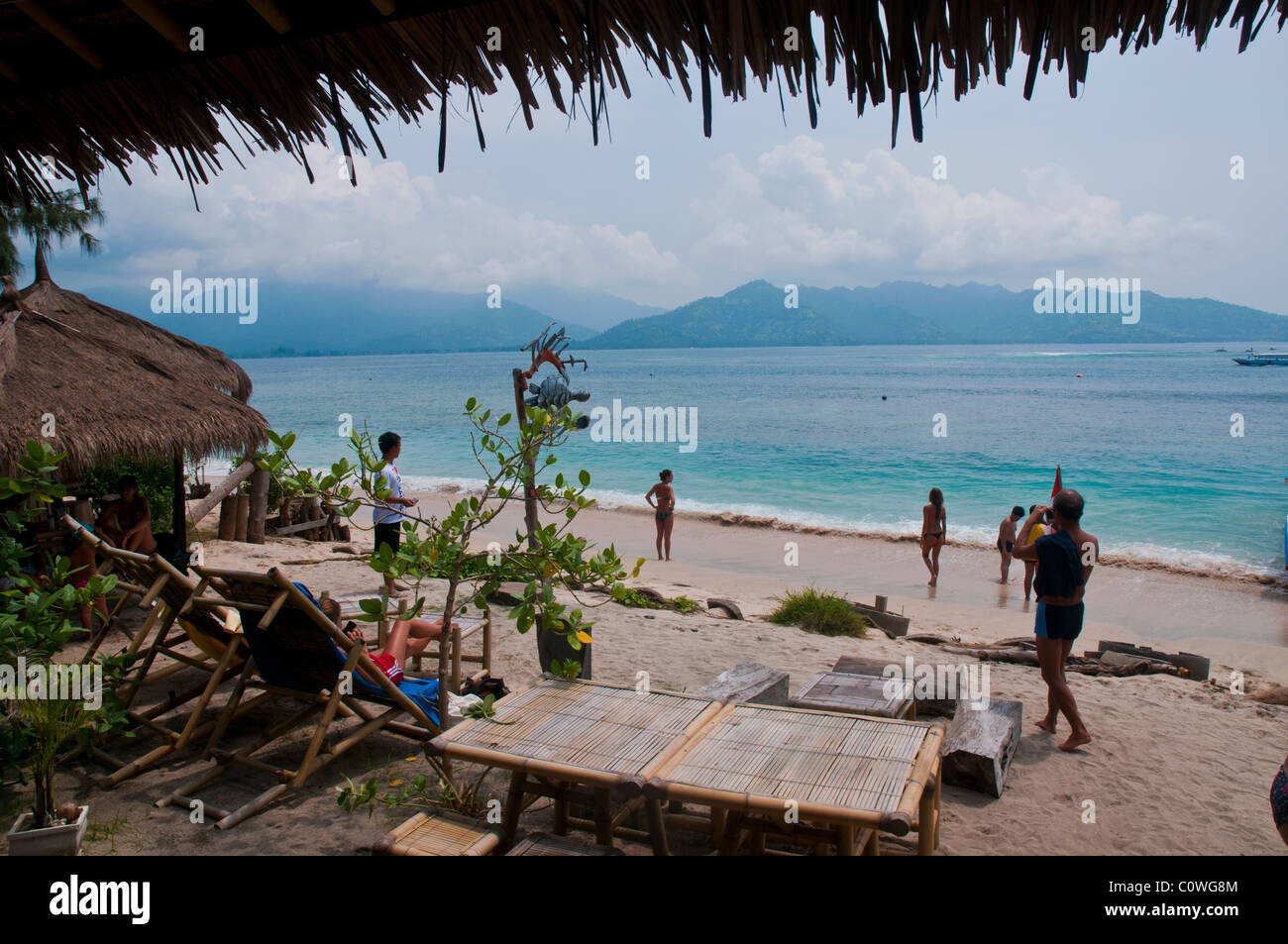 Spiaggia a Gili Air la piccola isola del gruppo Gili off Lombok Indonesia Foto Stock