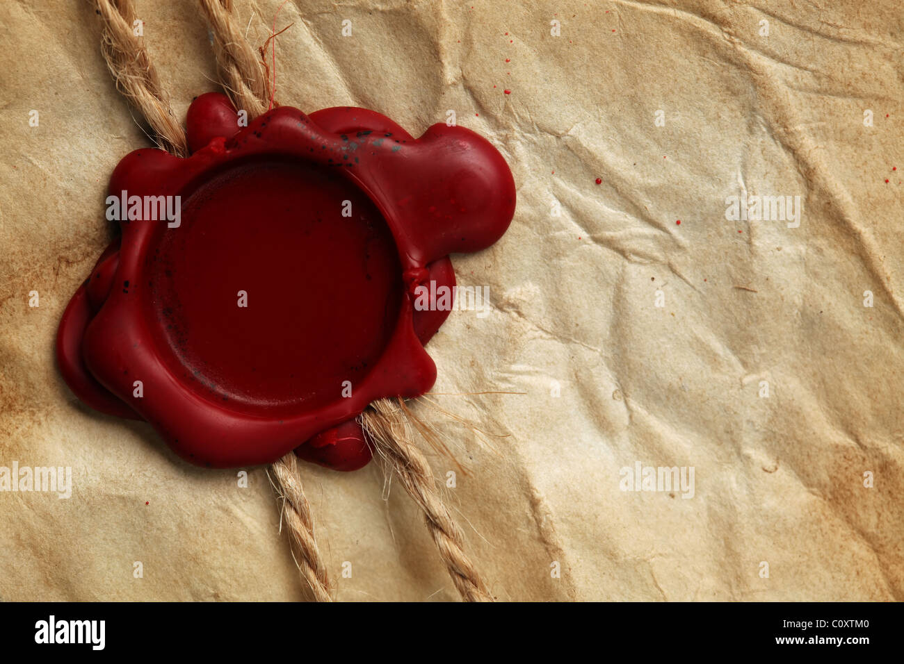 Carta bianca con sigillo di cera Foto Stock