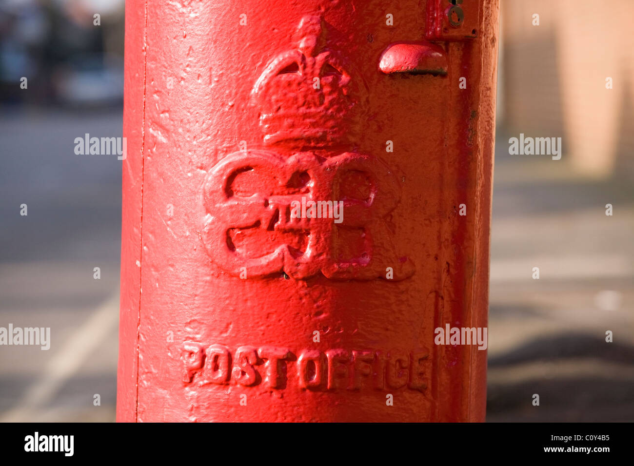 Chiusura del lotto su una rara Edward VIII pilastro box / Edward 8° / 8° tipo B a pilastro box / post / letter box. Londra. Regno Unito Foto Stock