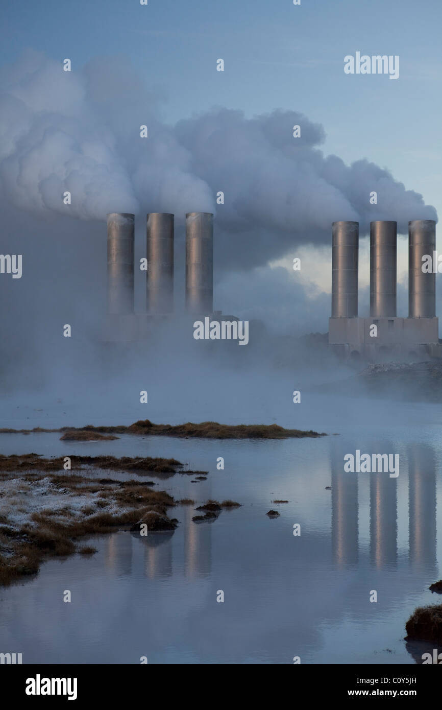 Reykjanes impianto di energia geotermica in Islanda Foto Stock