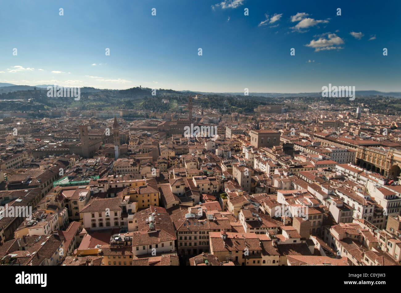 Una vista sopra la città di Firenze dalla cima del Duomo. Foto Stock