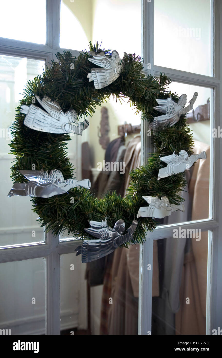 Immagini Di Natale Con Angeli.Ghirlanda Di Natale Con Angeli Di Stagno Foto Stock Alamy