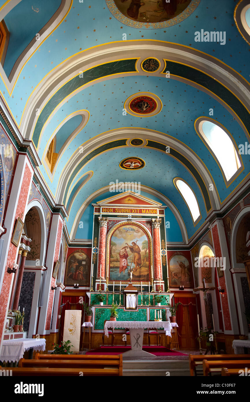 Interno del Neo Classic parrocchia cattolica di Ano Syros, Syros Island Σύρος [ ] , greco isole Cicladi Foto Stock