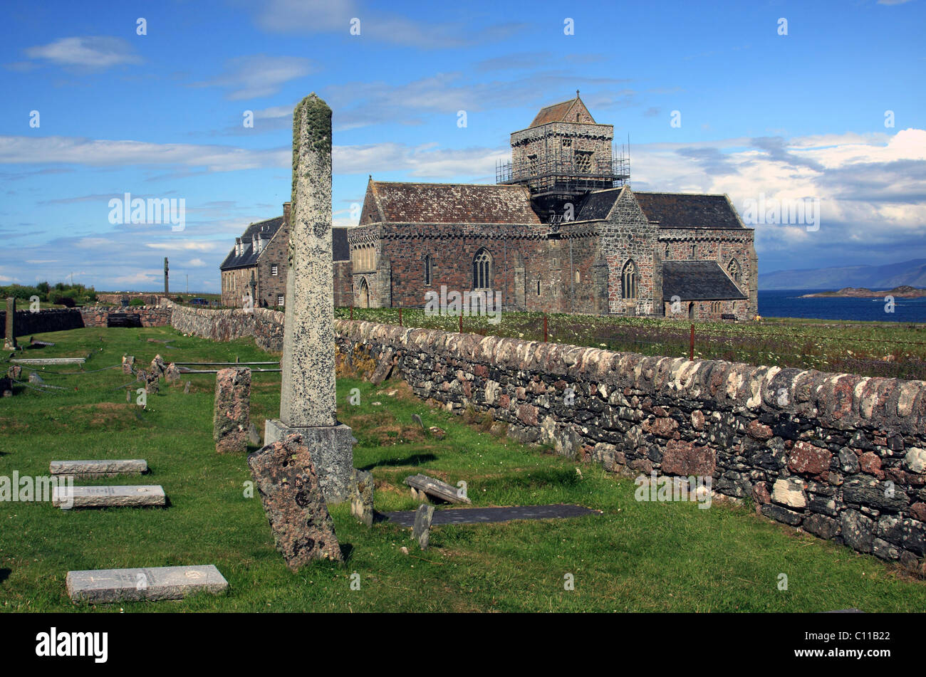 Iona Abbey, cimitero Strada della Morte, luogo di sepoltura degli antichi re scozzese, isola di Iona, Ebridi Interne, Scozia Foto Stock