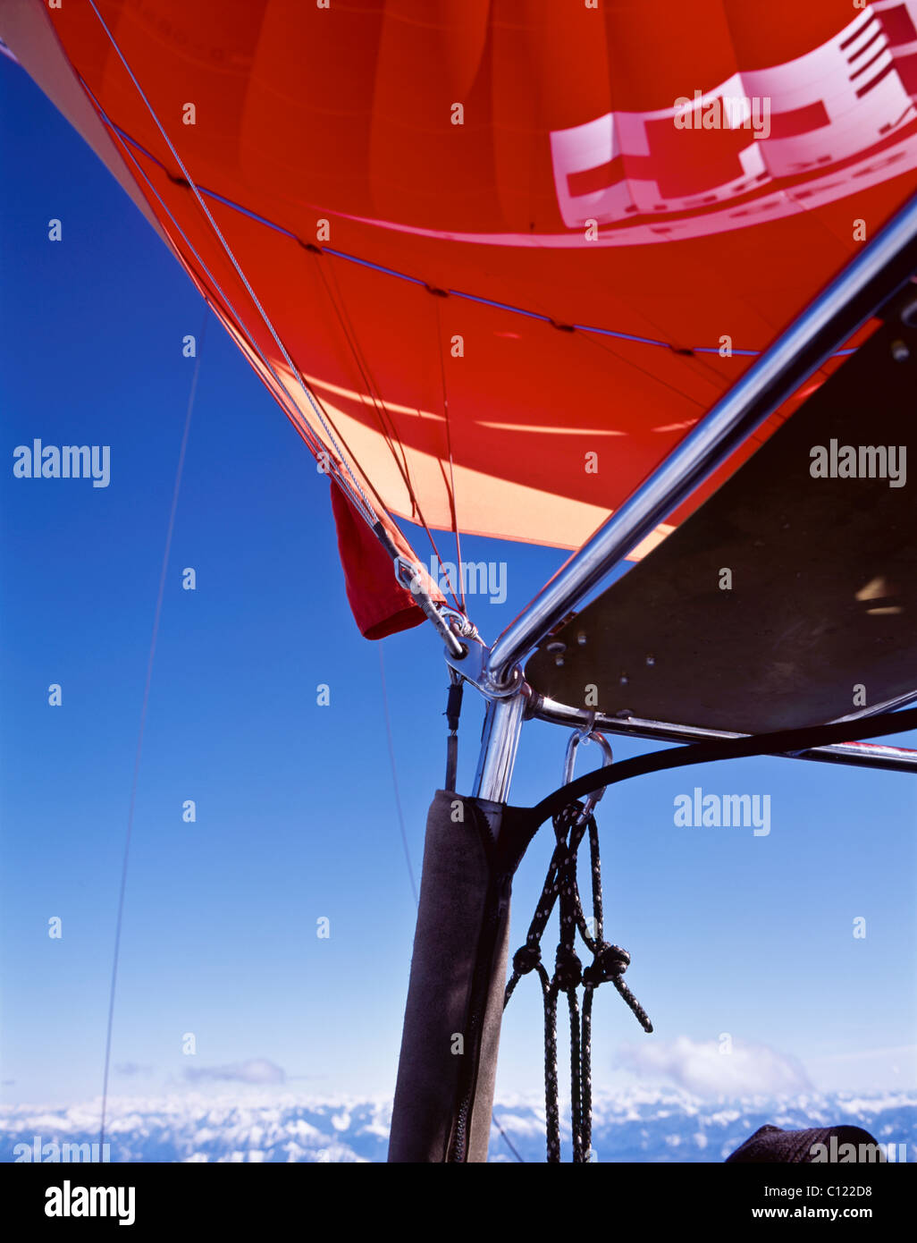 Giro in Mongolfiera al di sopra della regione di Allgäu, Baviera, Germania Foto Stock