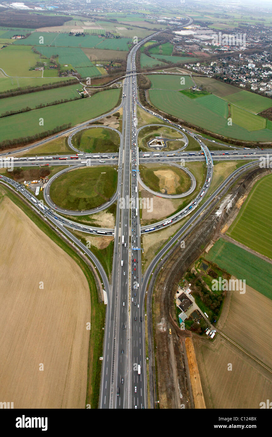 Foto aerea, Kamen cross, svincolo A1-A2, Kamen, zona della Ruhr, Renania settentrionale-Vestfalia, Germania, Europa Foto Stock