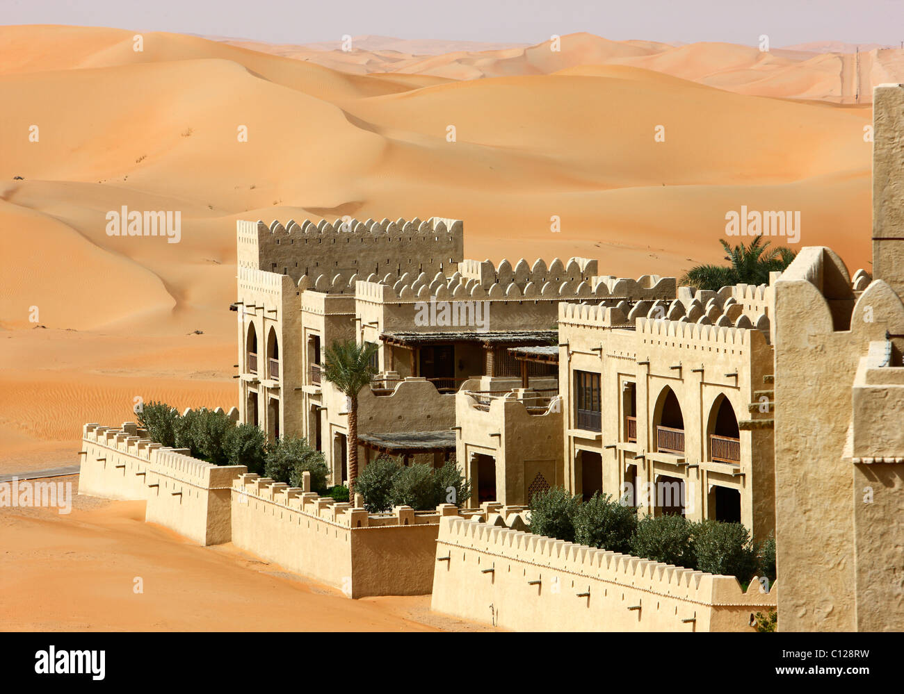 Anantara Qasr al Sarab, hotel resort di lusso hotel nel deserto, in Rub Al Khali desert, Empty Quarter, Abu Dhab Foto Stock