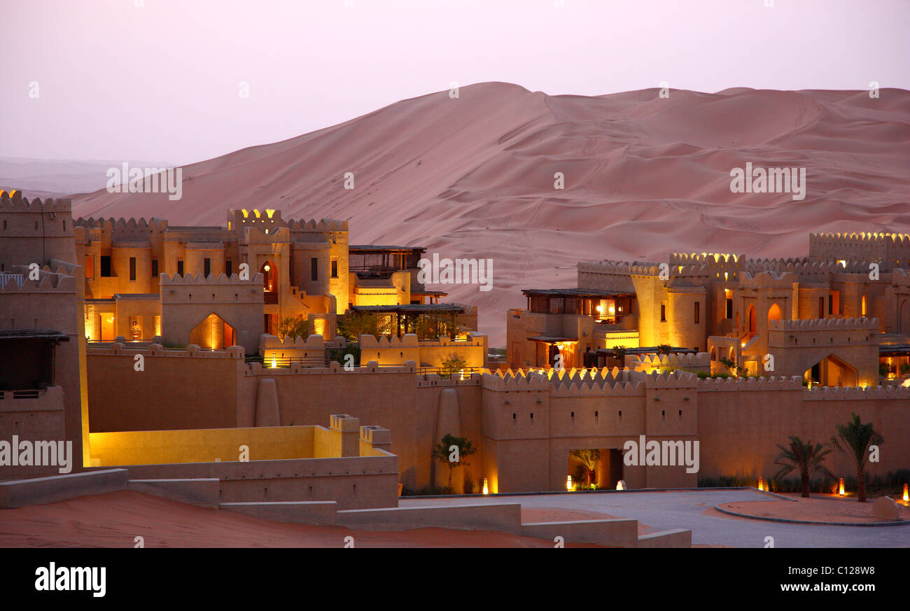 Anantara Qasr al Sarab, hotel resort di lusso hotel nel deserto, in Rub Al Khali desert, Empty Quarter, Abu Dhab Foto Stock