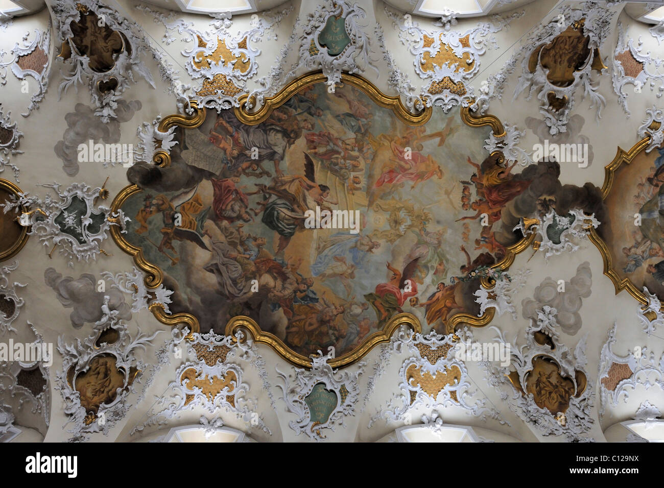 Soffitto barocco di pittura, la chiesa parrocchiale di San Giacomo, Pfullendorf, Baden-Wuerttemberg, Germania, Europa Foto Stock