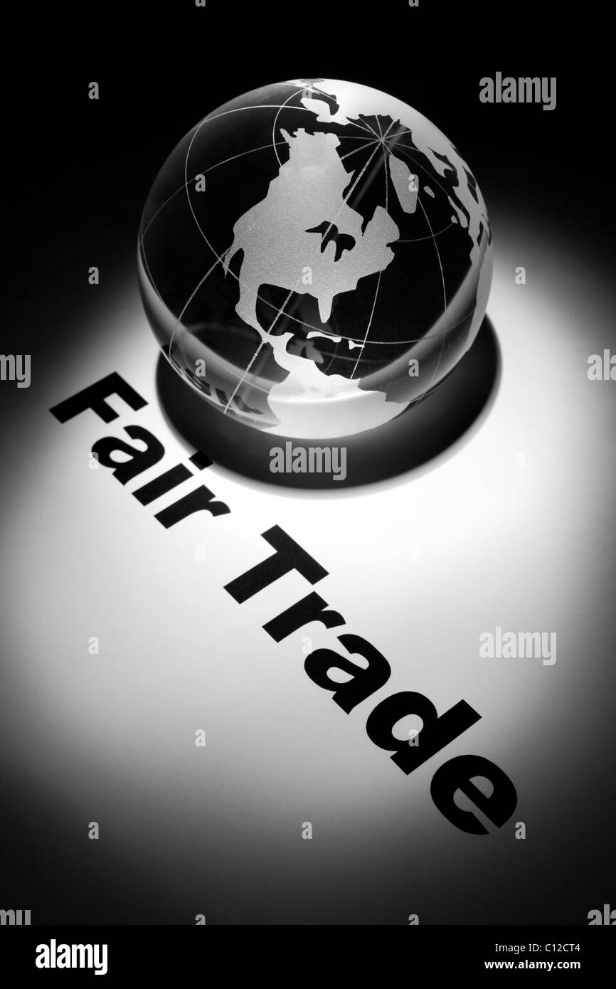 Globe, il concetto di commercio equo e solidale Foto Stock
