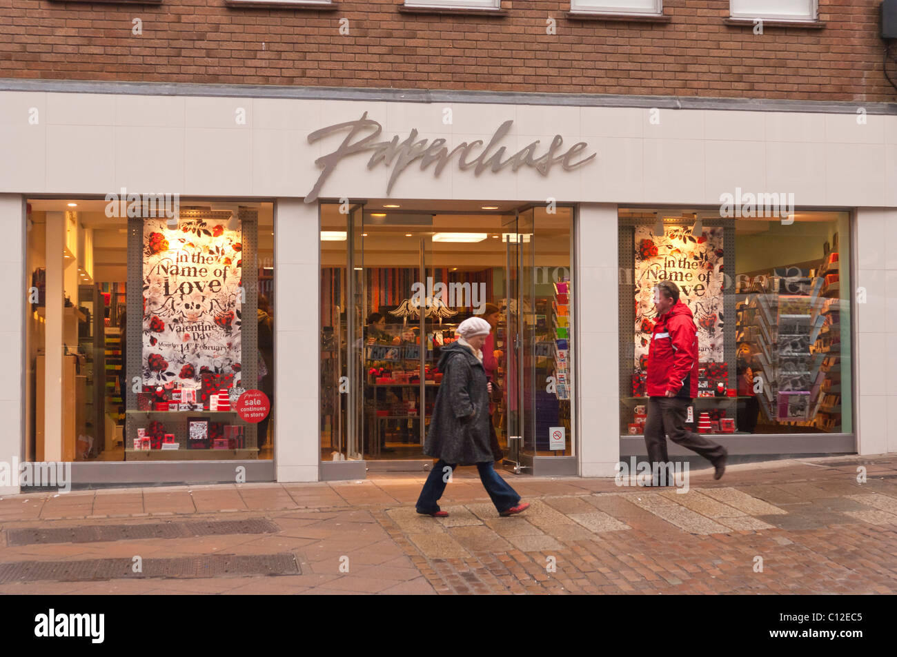 Il Paperchase shop store in Norwich , Norfolk , Inghilterra , Inghilterra , Regno Unito Foto Stock Il Paperchase shop store in Norwich , Norfolk , Inghilterra , Inghilterra , Regno Unito Foto Stock