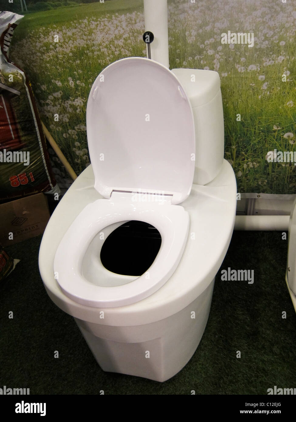 Toilette ecologica immagini e fotografie stock ad alta risoluzione - Alamy