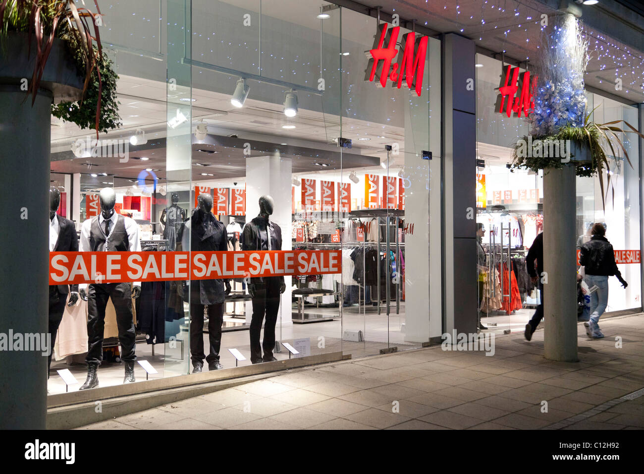 H&M vendite in negozio, REGNO UNITO Foto Stock