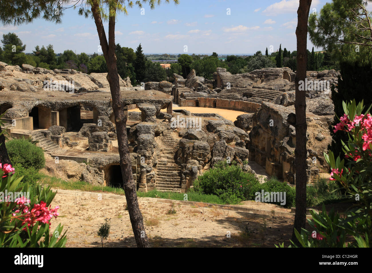 L'anfiteatro presso la città romana di Italica Foto Stock