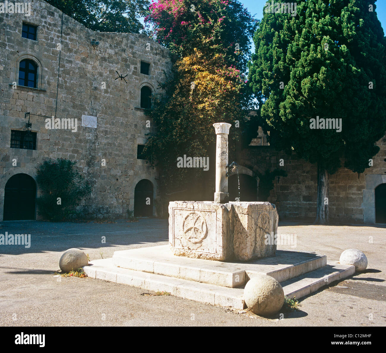 Il Museo di Archeologia Vecchia Città di Rodi RODI Isole Greche Grecia Helas Foto Stock