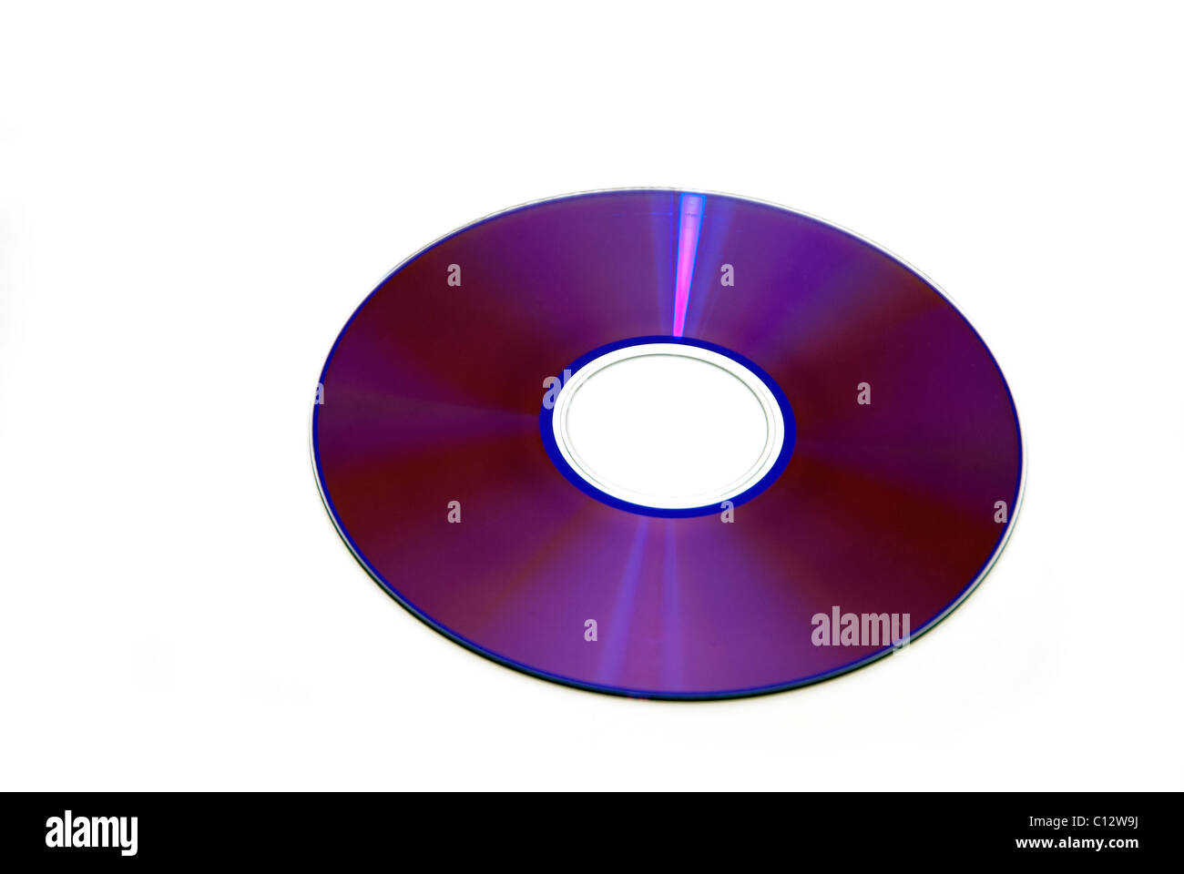 Un dvd compact disc isolato ona bianco massa posteriore Foto Stock