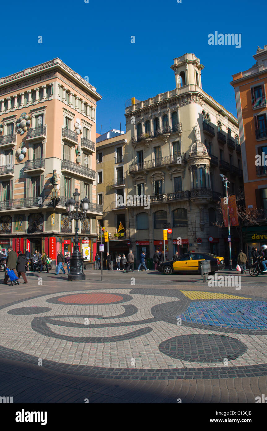 Mosaico di Joan Miro su via Ramblas centrale di Barcellona Catalogna Spagna Europa Foto Stock
