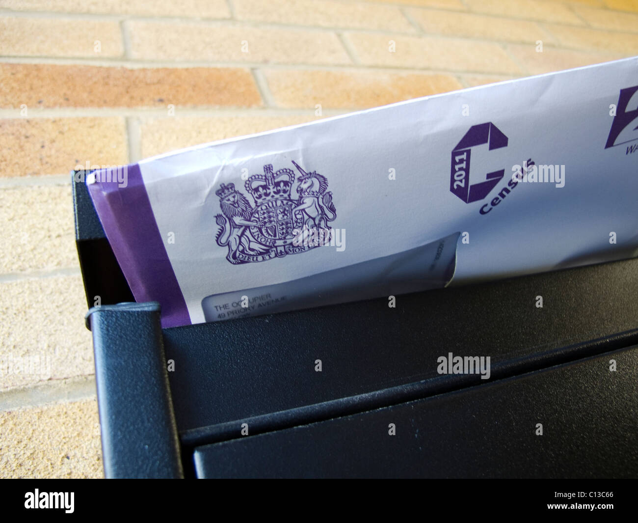 Il censimento 2011 forme arrivano oggi a livello domestico accrosss UK da post Foto Stock