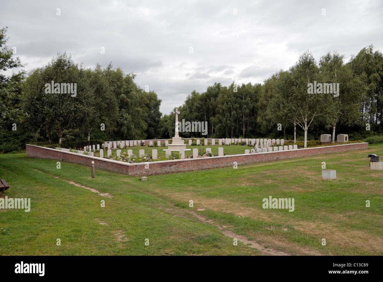 Il Kemmel CWGC Cimitero Cimitero vicino Zillebeke, (vicino a Ieper (Ypres)), Belgio. Foto Stock