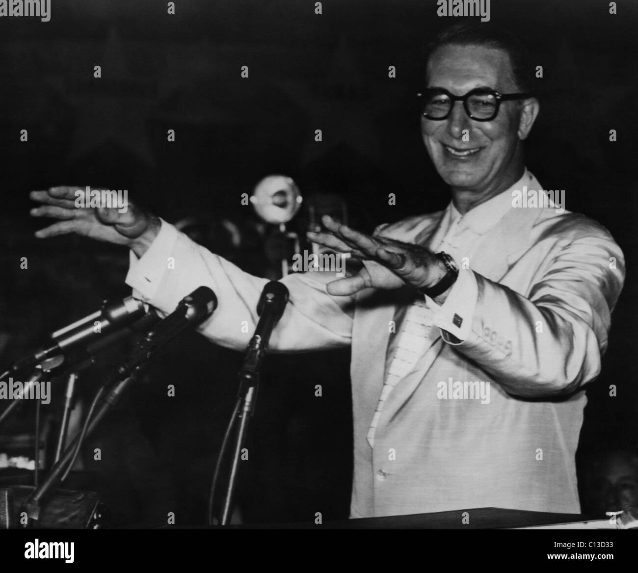 Elezioni US. Noi Senatore Estes Kefauver accettando il Partito Democratico nomina per il Vice Presidente di democratico nazionale Foto Stock
