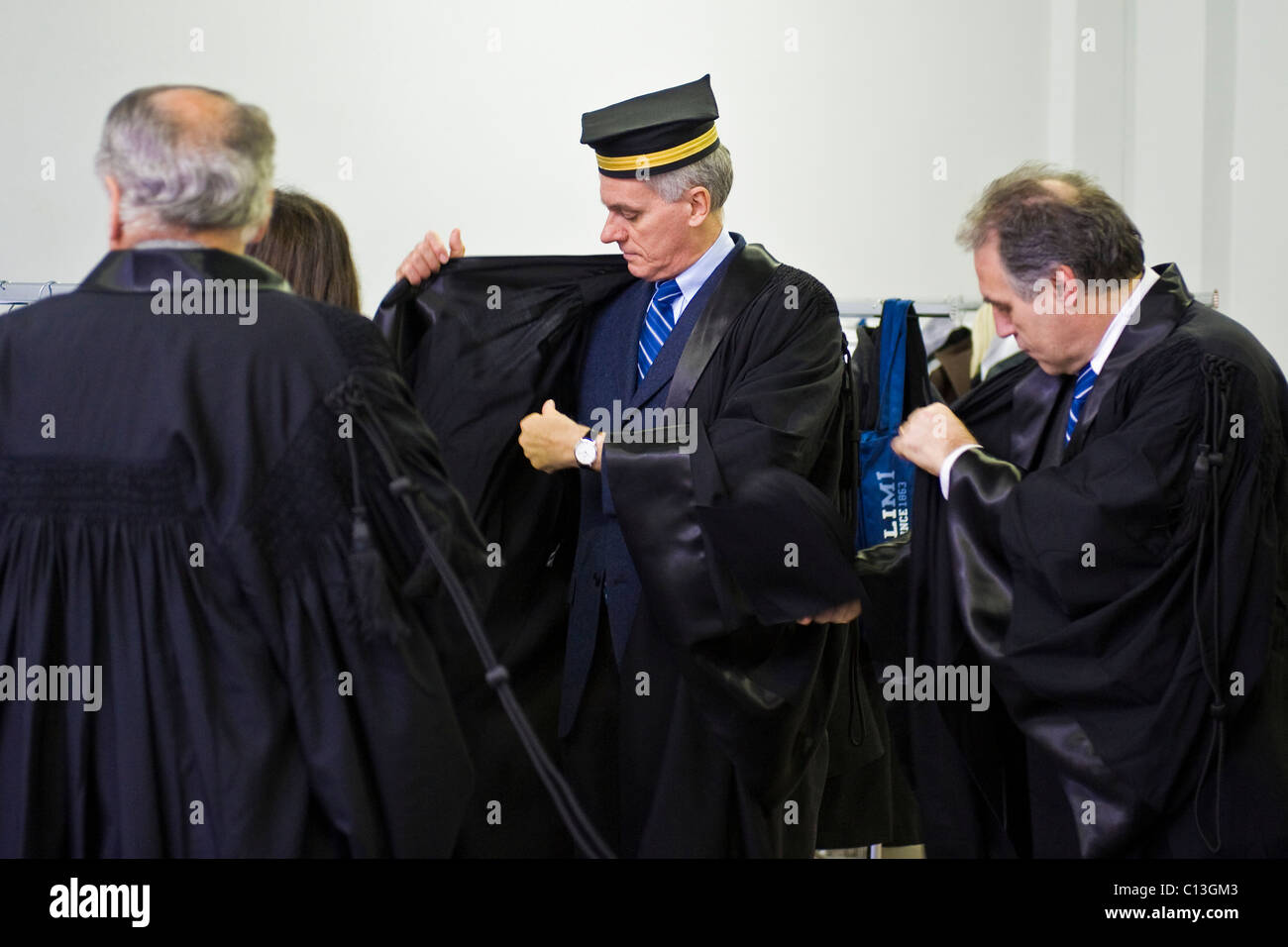07.03.2011, Milano. 148 ° dell apertura dell anno accademico del Politecnico. Dietro le quinte gli insegnanti Foto Stock