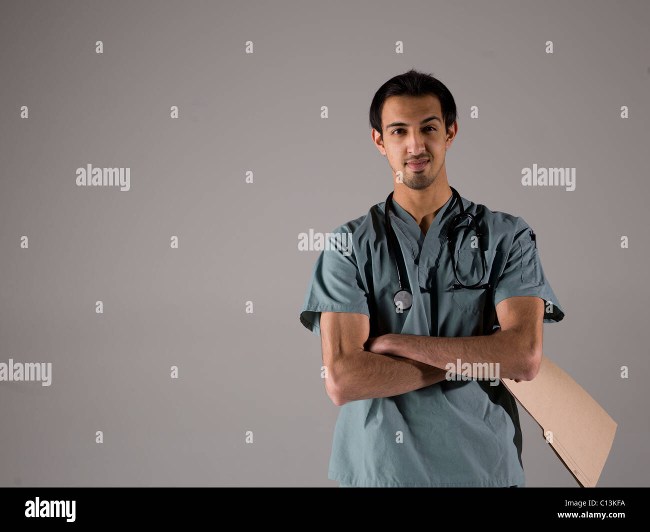 Ritratto di giovane chirurgo Foto Stock