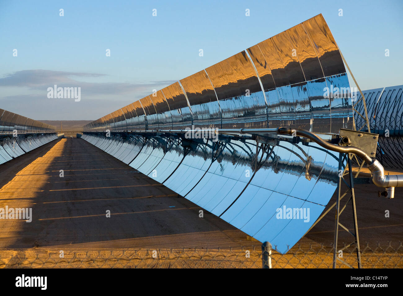 Una centrale solare Foto Stock
