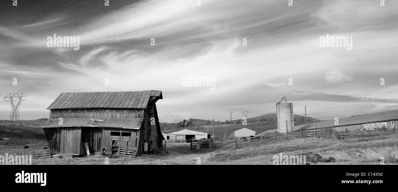 Un rustico azienda agricola di famiglia in Virginia rurale. Foto Stock