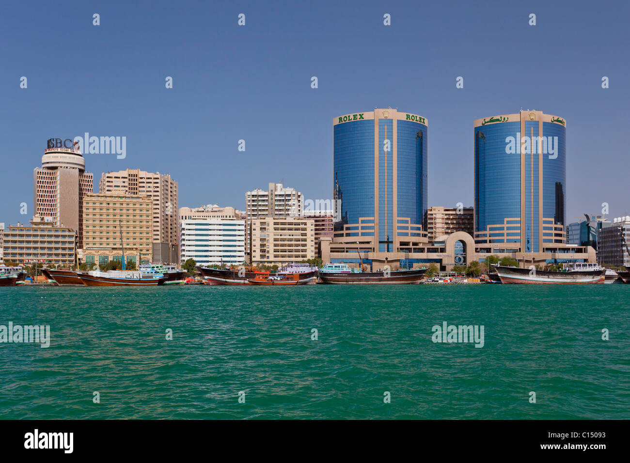 Il Dubai Creek skyline ufficio torri in Dubai, UAE, Golfo Persico. Foto Stock