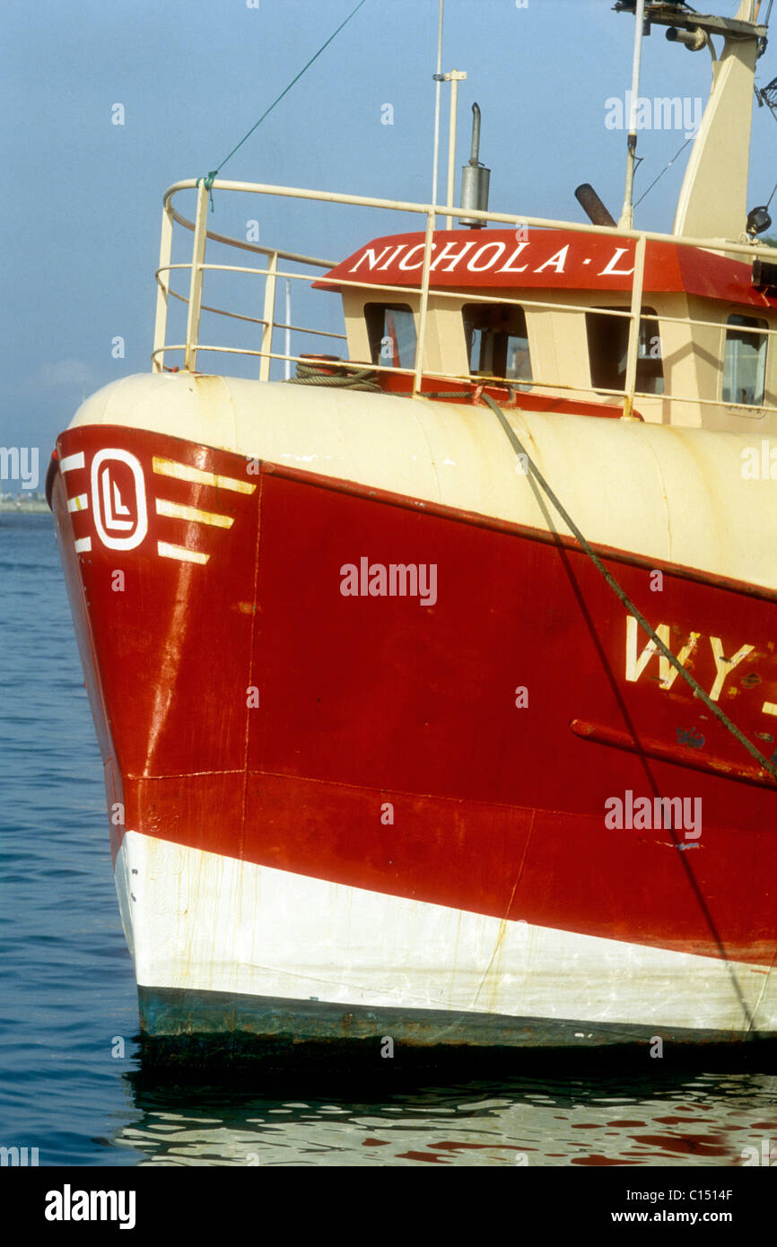 La dentellatura draga Nicola L a Weymouth Harbour, Dorset, England, Regno Unito Foto Stock