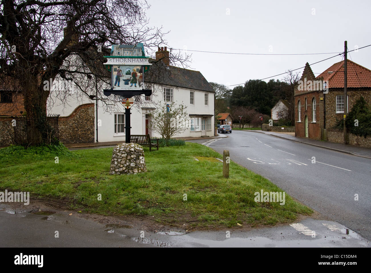 Villaggio Thornham segno,Norfolk, Inghilterra Foto Stock