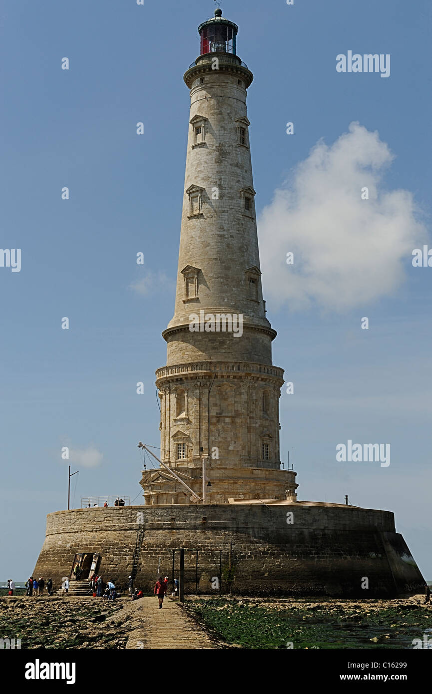 Faro di Cordouan, estuario Gironde, Oceano Atlantico, Charente Maritime dipartimento, Francia Foto Stock