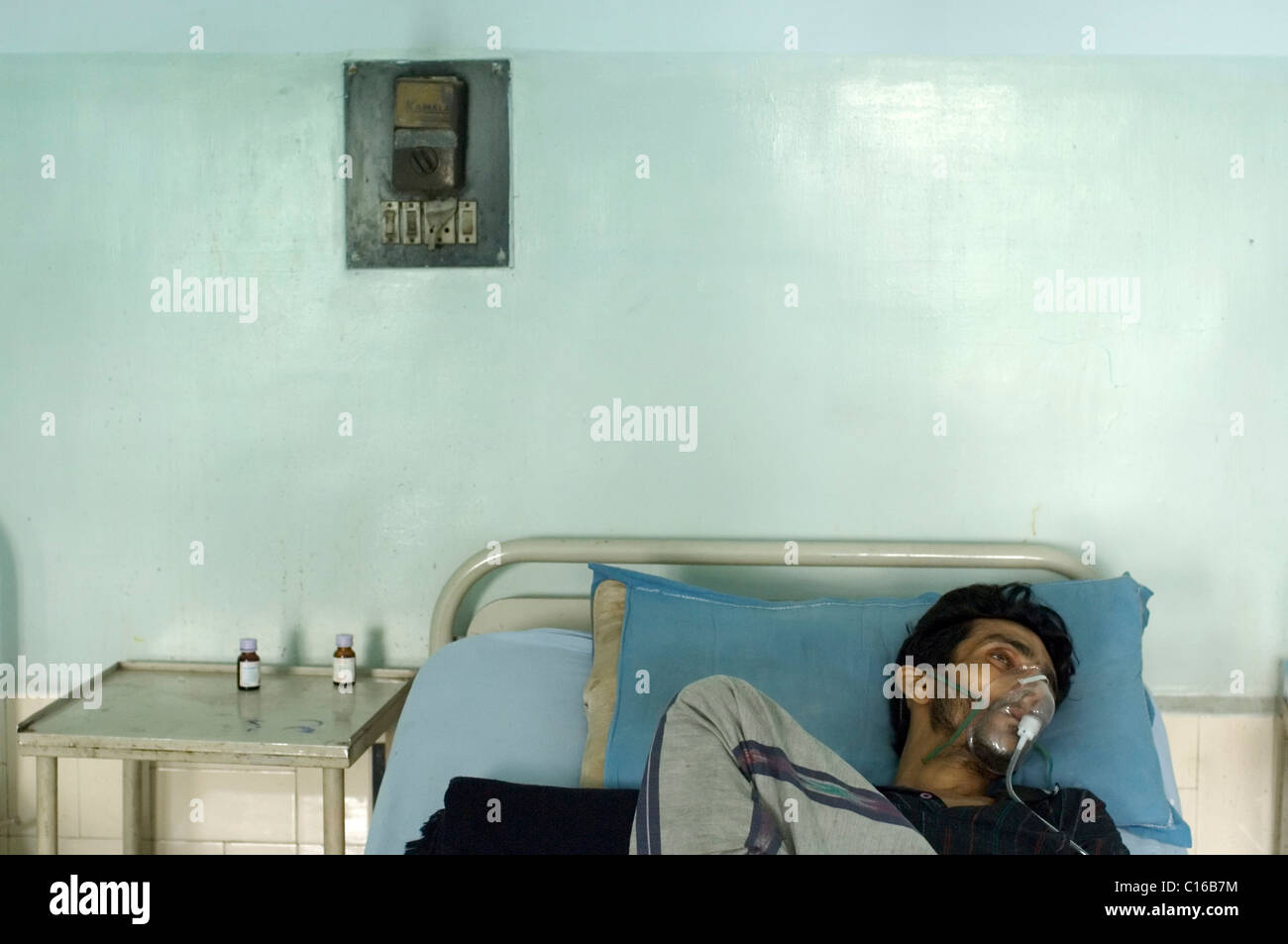 Kishan Chowdhary, 38, infettate con pericolo di vita ceppo di tubercolosi, soffre di gravi colpi di tosse e apparato respiratorio Foto Stock